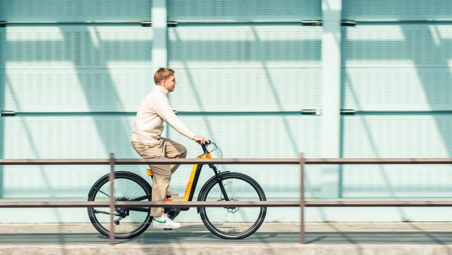 (65 € Werbegeschenk)Urtopia Fusion, Smartes Carbon E-Bike mit Sprachsteuerung - Twopoint