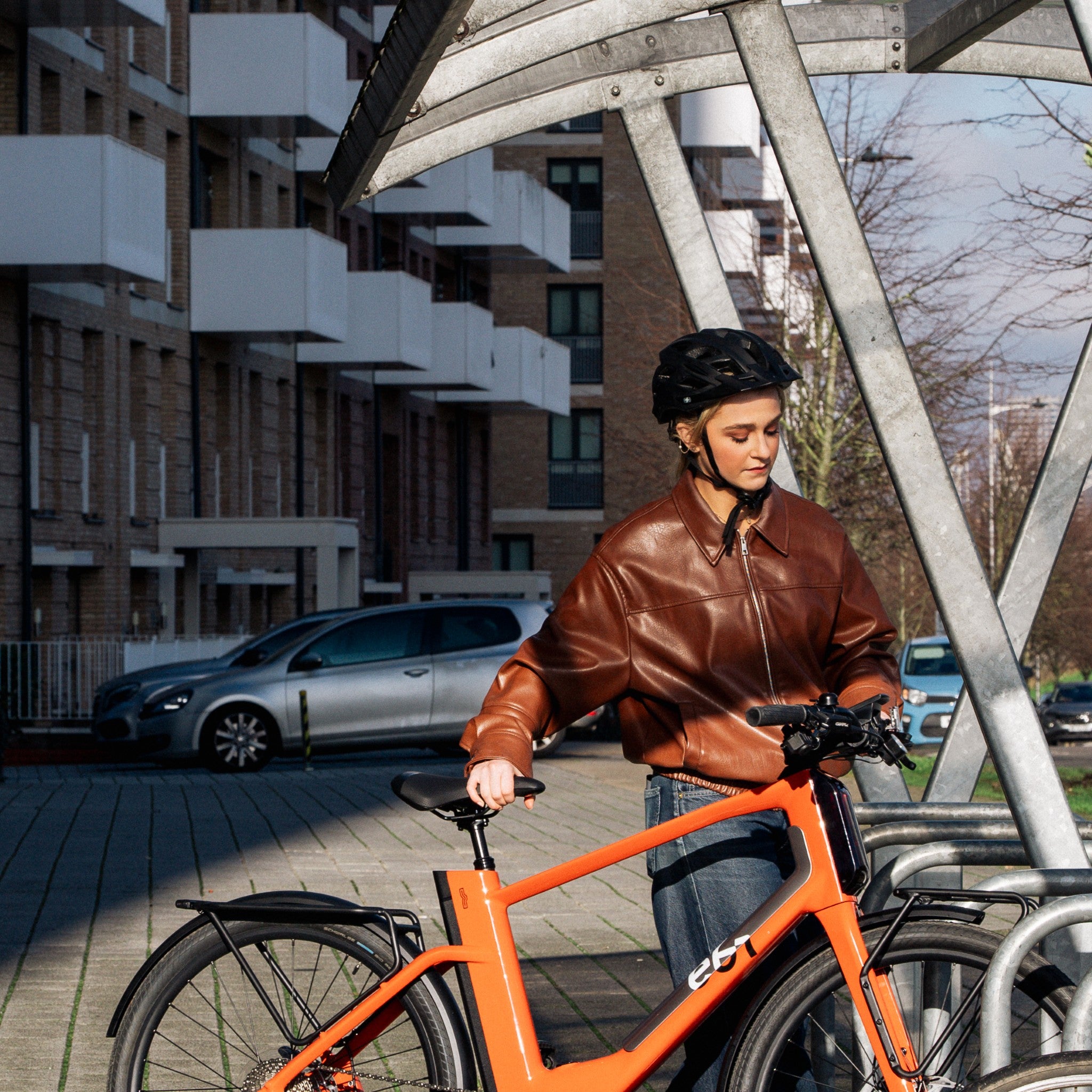 (Gratiszugabe: 370 €) EBI AGILE Urban Carbon: Leichtes, leistungsstarkes E-Bike