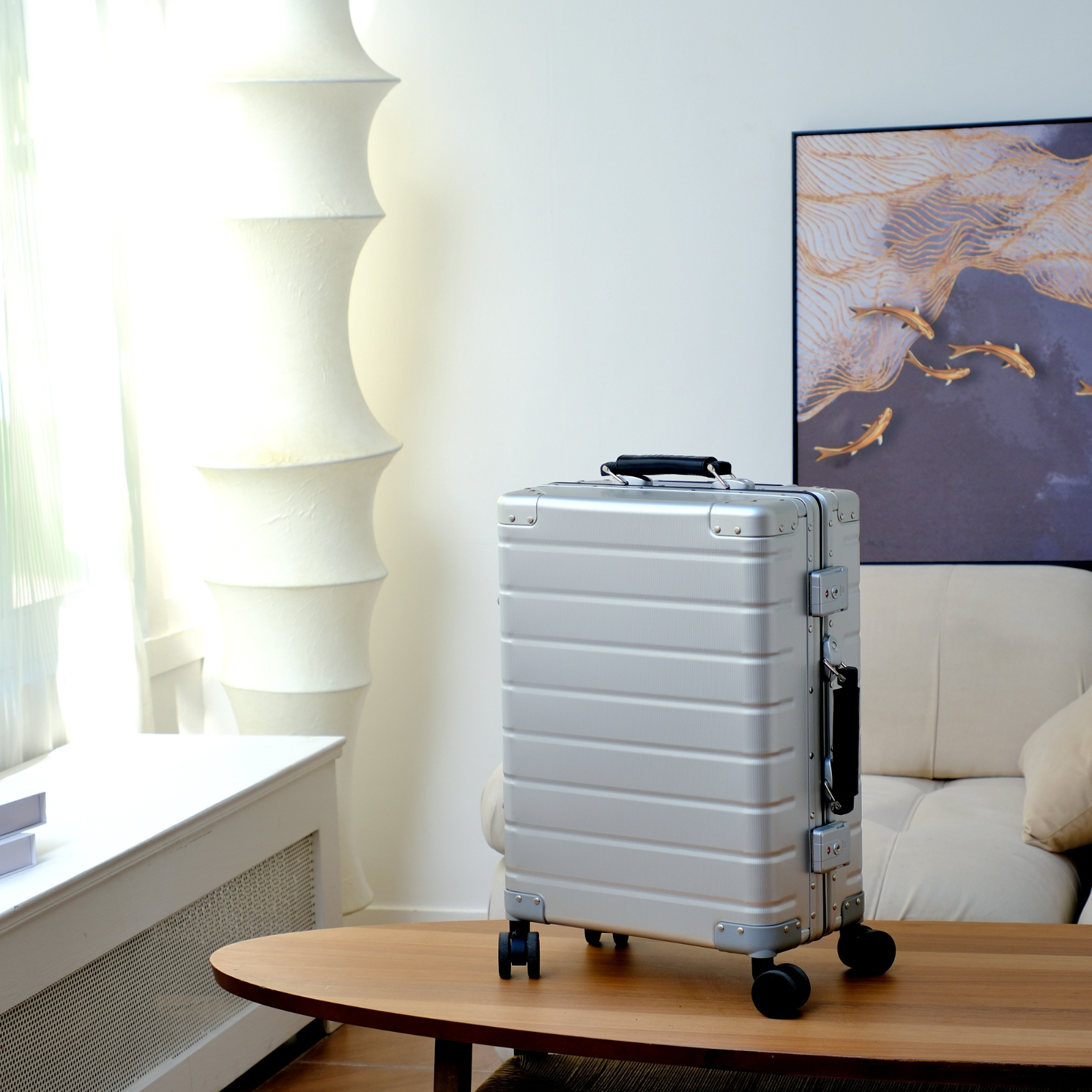 TWOPOINT Aluminium Reisekoffer 20"/24" – Silber, vertikale Struktur