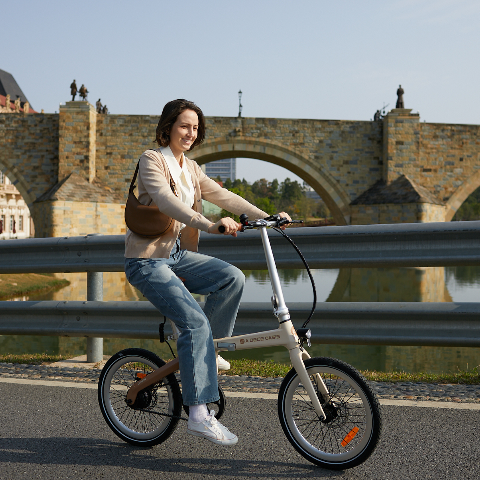 (259,96€ artículos adicionales incluidos)ADO Air Carbon: Bicicleta plegable de carbono más ligera y potente